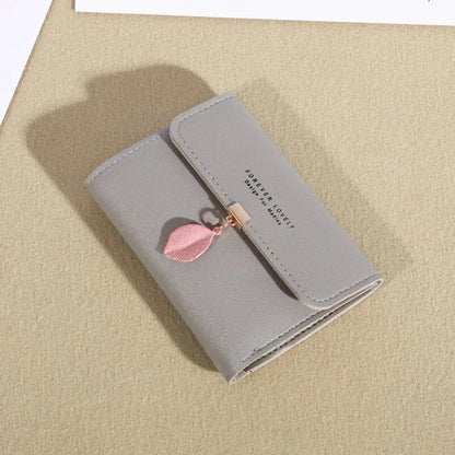 Sofía Valencia – Trifold Essence Edition | Cartera premium, compacta, elegante y funcional.
