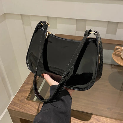 Elena Navarro – Retro Hobo Edition | Bolso de piel PU premium, elegante, versátil y atemporal