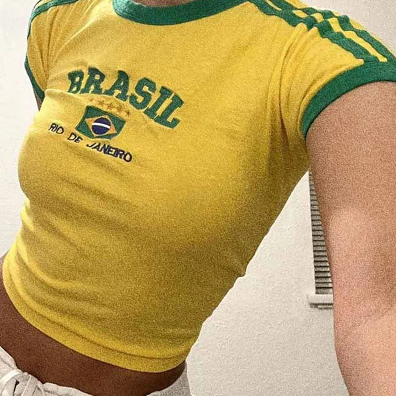 Conjunto estético Brasil Y2K – Grunge vintage | Conjunto brasileño, Y2K, recortado y moderno.