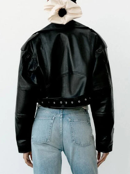 Valeria Noir – Moto Belt Edition | Chaqueta de cuero PU premium, estilo biker y corte oversize.