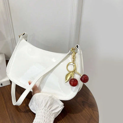 Lucía Cerezo – Cherry Charm Edition | Bolso de piel PU elegante, versátil y perfecto para el día a día
