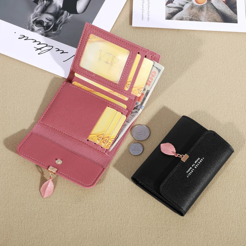 Sofía Valencia – Trifold Essence Edition | Cartera premium, compacta, elegante y funcional.